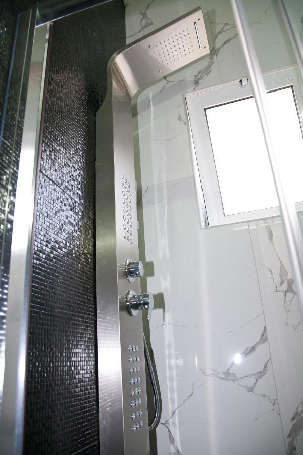 Chris Luxury Studio Ioannina Exterior foto